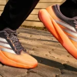 bahaya pakai sepatu terlalu kecil
