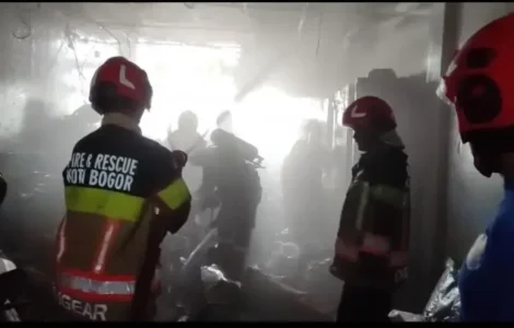 kebakaran toko pakaian Bogor
