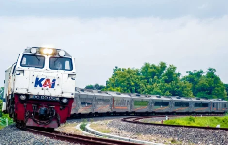 Kereta Api Agro Bromo