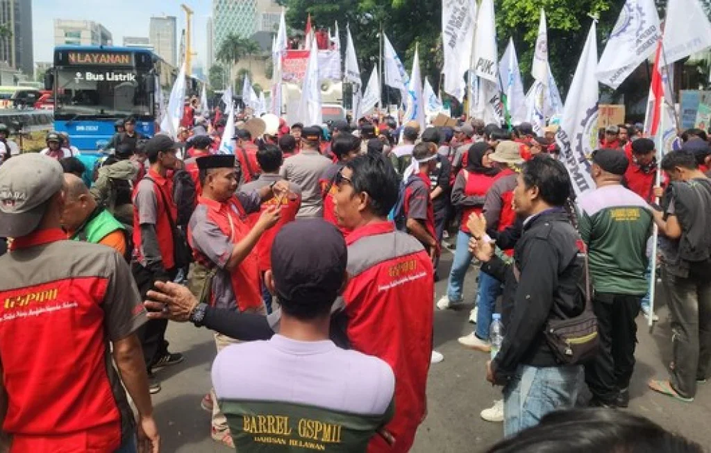 pengamanan humanis aksi buruh DPR
